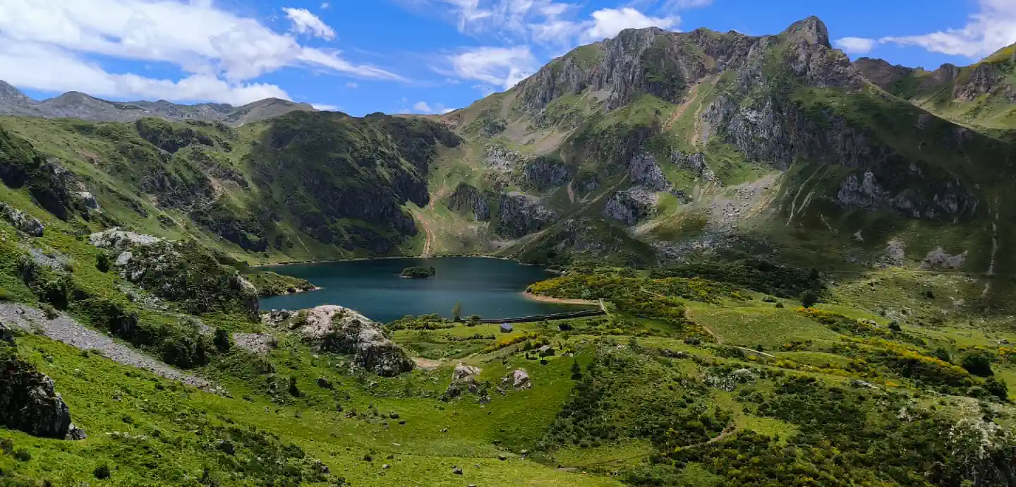 Treking de 3 días (70 km) por la montaña y lagos de Somiedo 